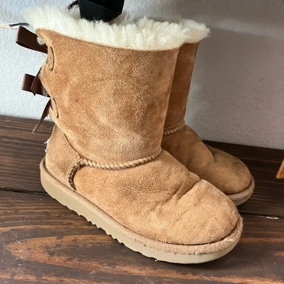 UGG’s Bailey Bow II boot - Picture 4 of 4
